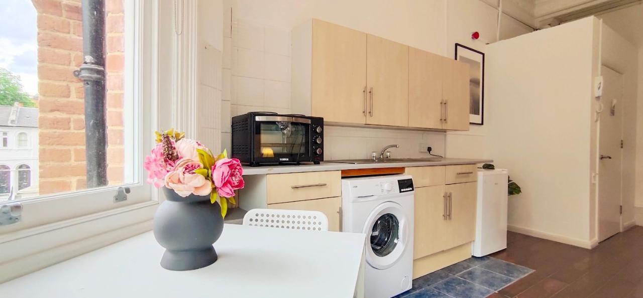 Gloucester Garden In South Kensington *